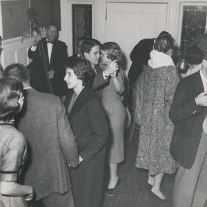 Party hosted by Psi Upsilon, Trinity College (Photographer unknown, 1958)