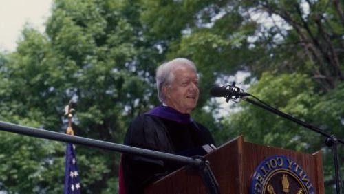 Former President Jimmy Carter Speaking at Commencement, 1998 Trinity College. Photography by John Garaventa)